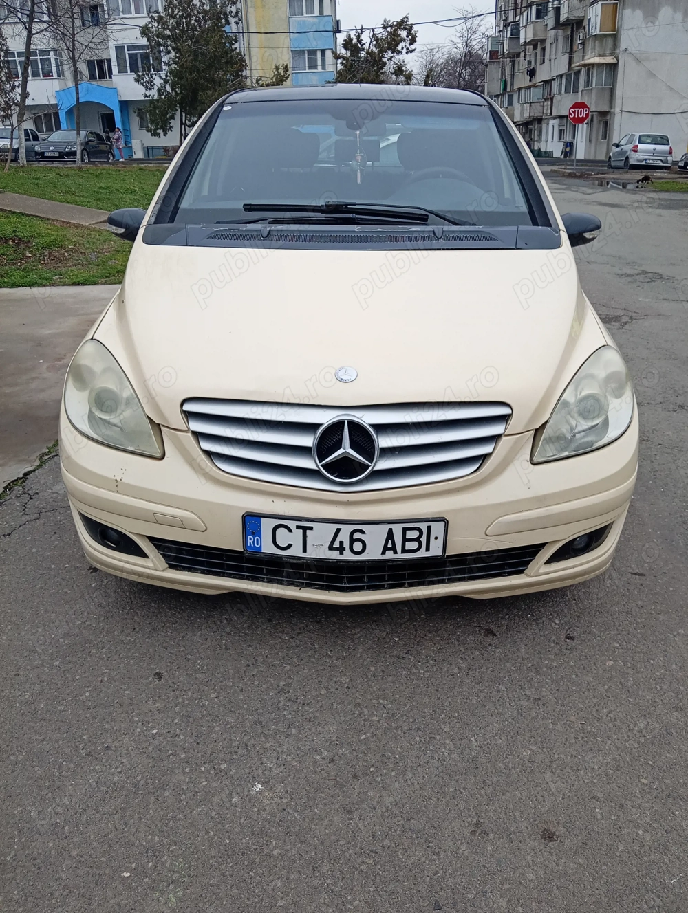 Vând Mercedes B clas 