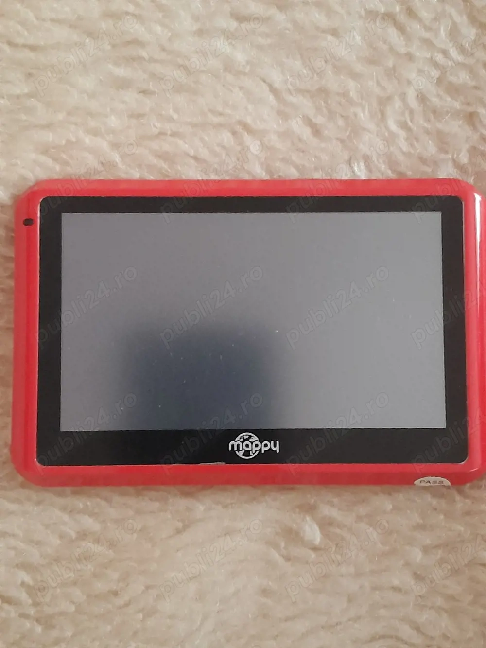 Vând un GPS nou și rezistent 