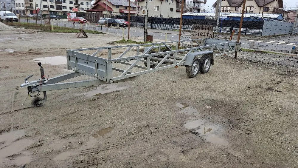 Remorca stupi albine 750kg peridoc 7m