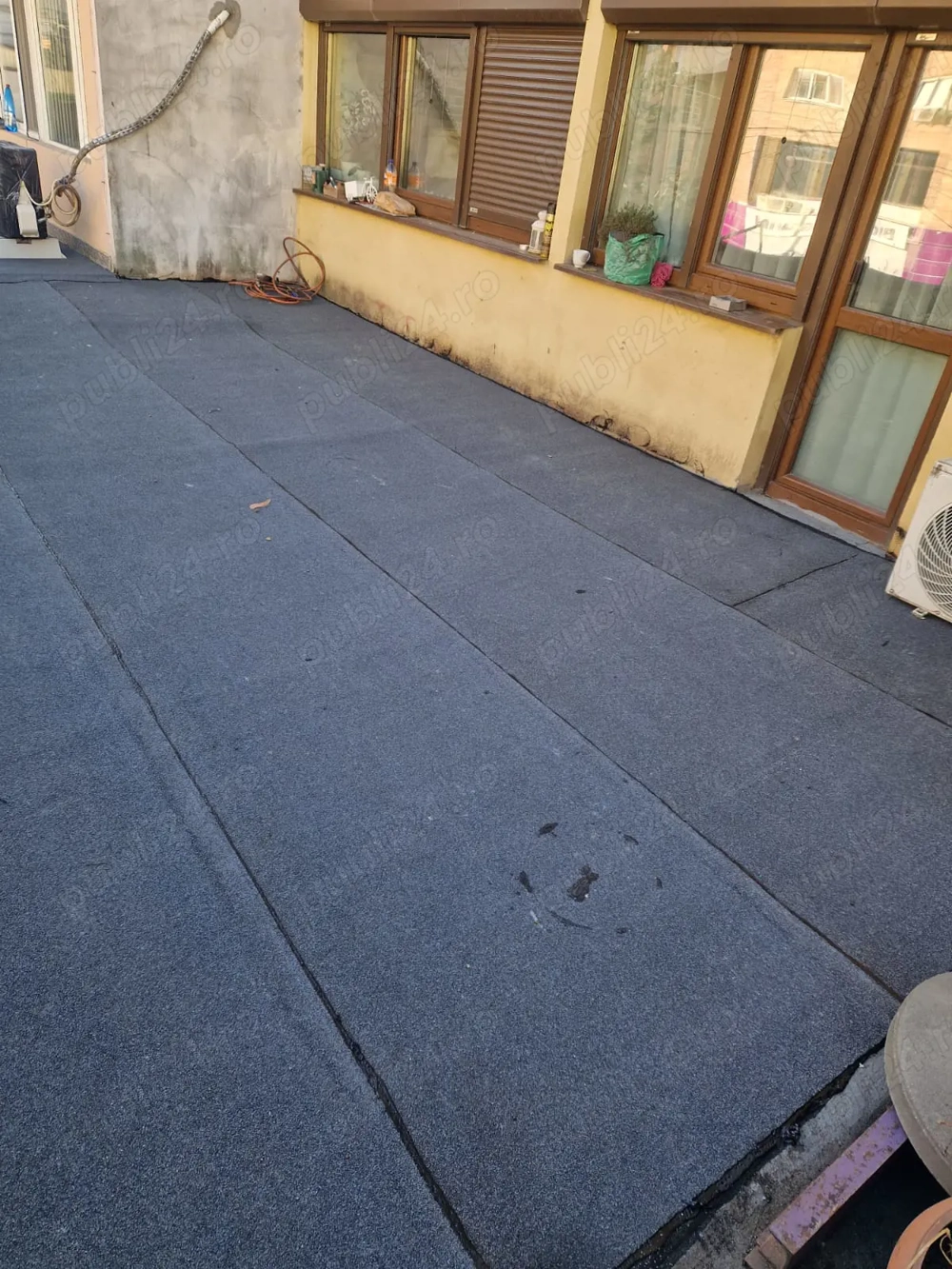 Execut lucrări de hidroizolații și termohidroizolatie zugrăveli montat parchet