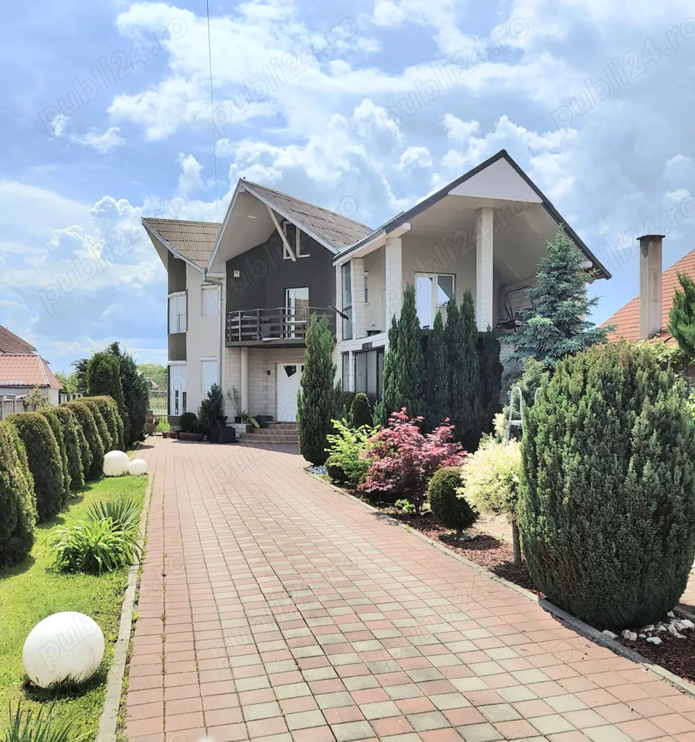 Casă de vânzare 