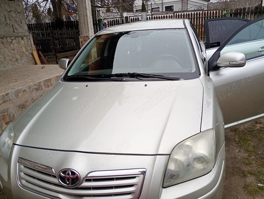 Toyota Avensis D4D Berlina