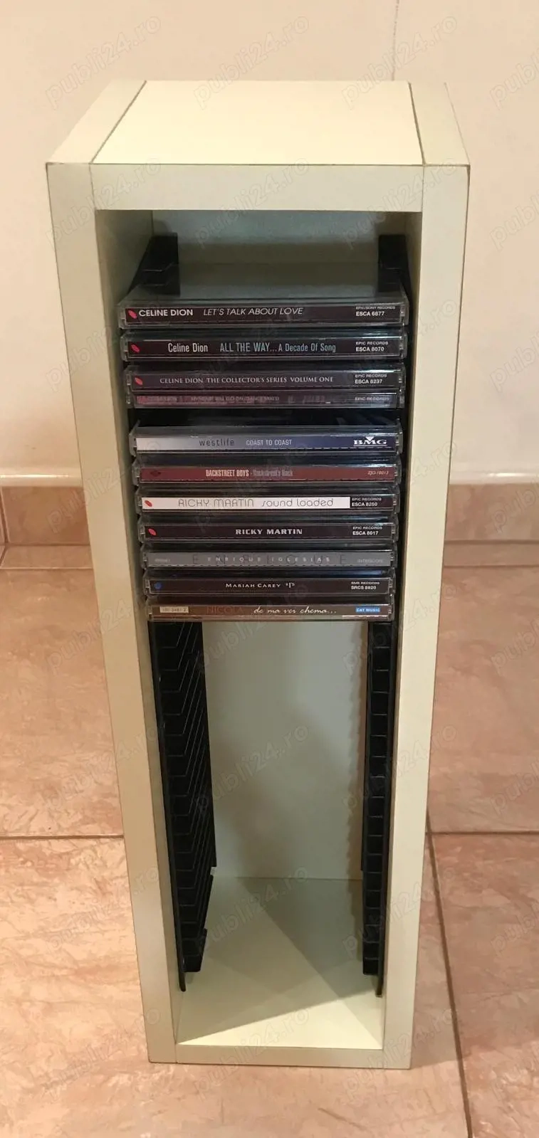 Suport pentru CD sau cărți și CD