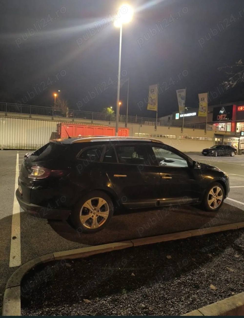 Vând Renault Megane 