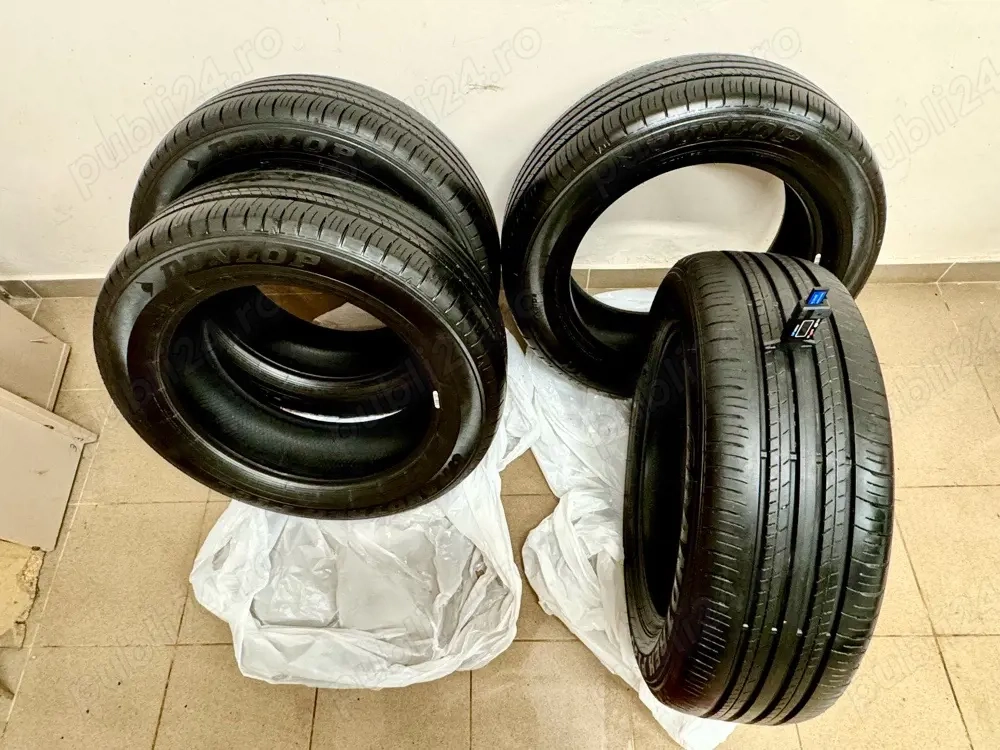 Anvelope de vara 225 60 18 Dunlop Grantrek 