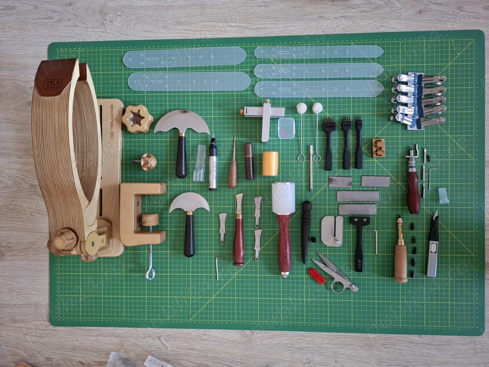 Set unelete pielarie + Cal de cusut foarte mare si versatil