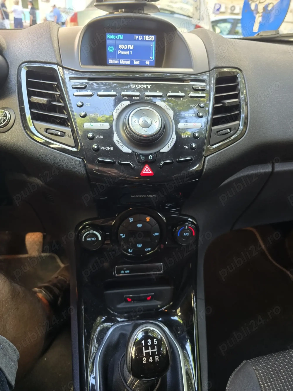 Ford fiesta 2016 benzina