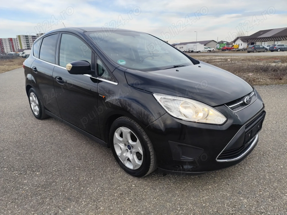 Ford C-max 1.6 benzina anul 2011