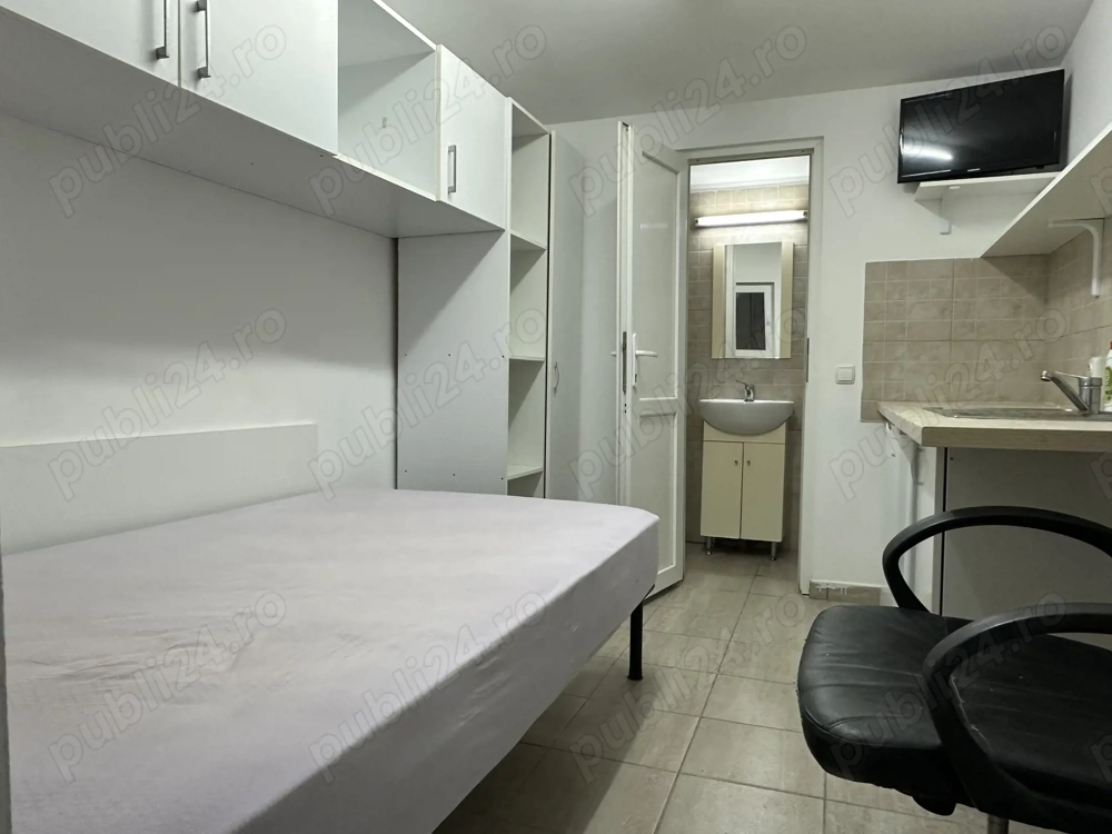 Proprietar inchiriez garsonieră langa UVT-Complexul Studențesc 