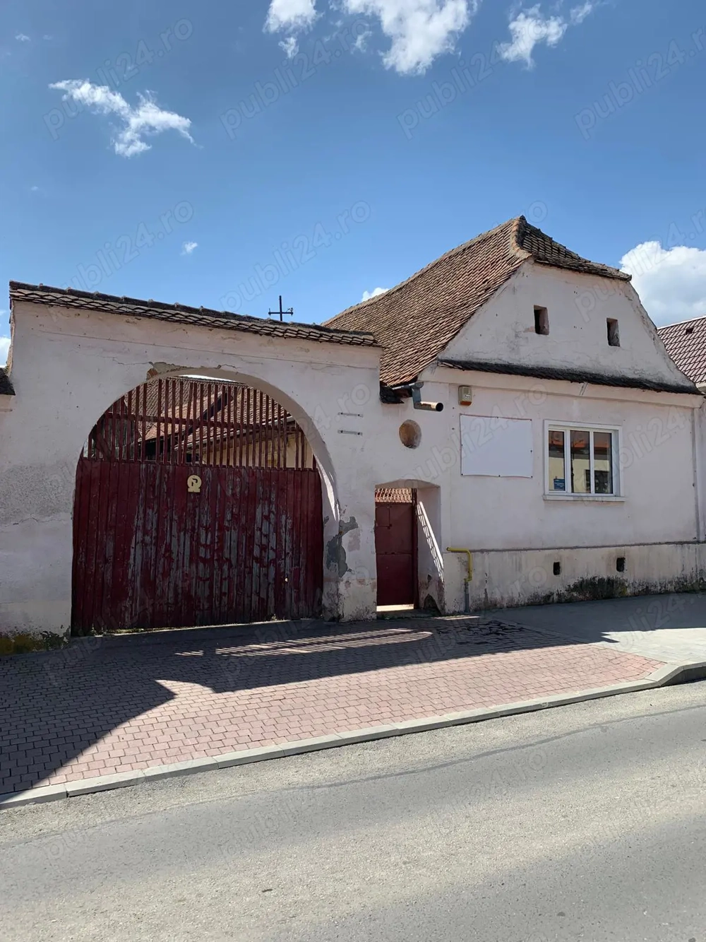 ULTRACENTRAL Zărnești   1305 mp lângă Primărie | INVESTIȚIE |