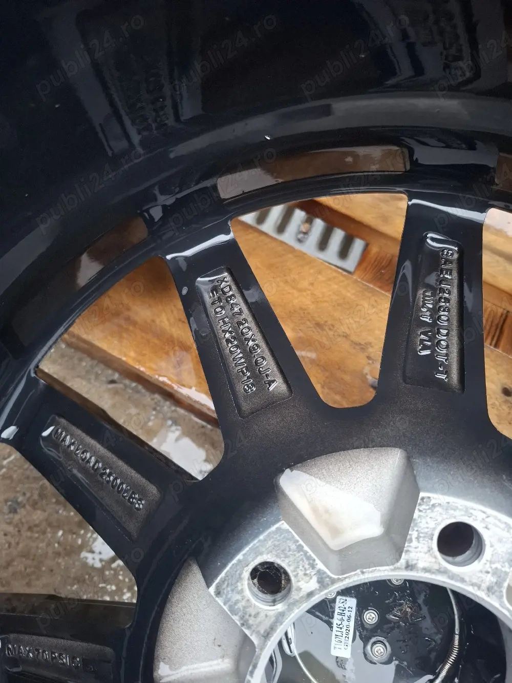 Jante cu cauciucuri Dodge Ram