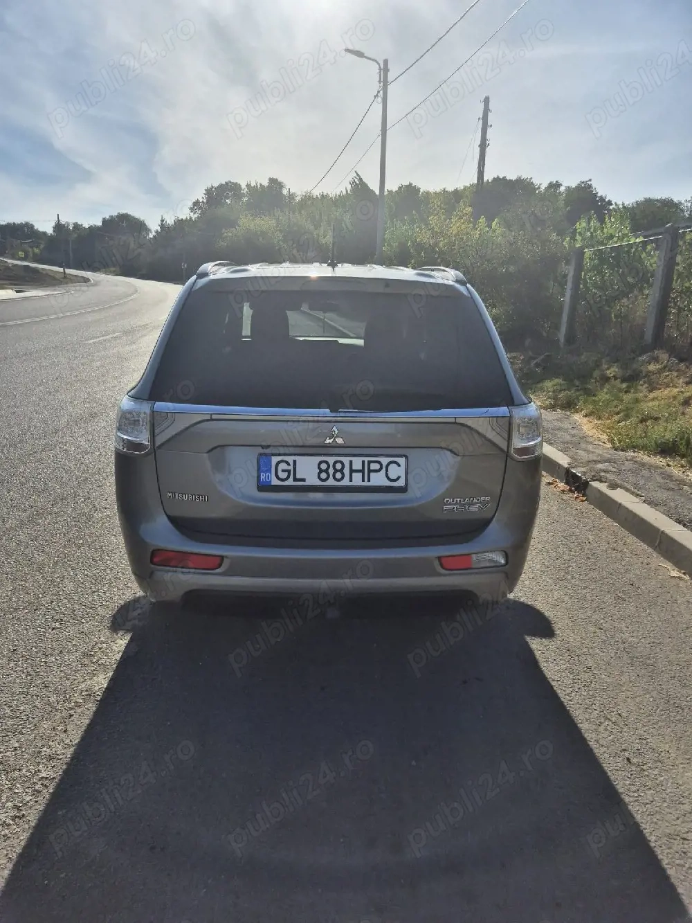 Proprietar vand Mitsubishi Outlander PHEV