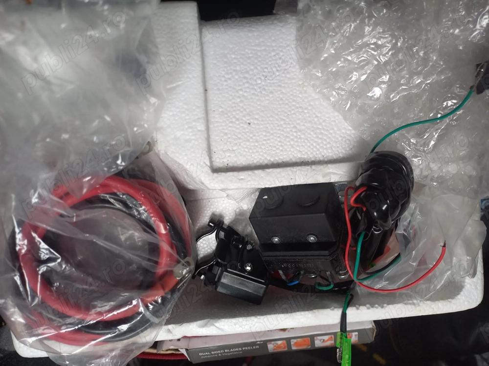 Vând Vinch atv...în cutie,nou.