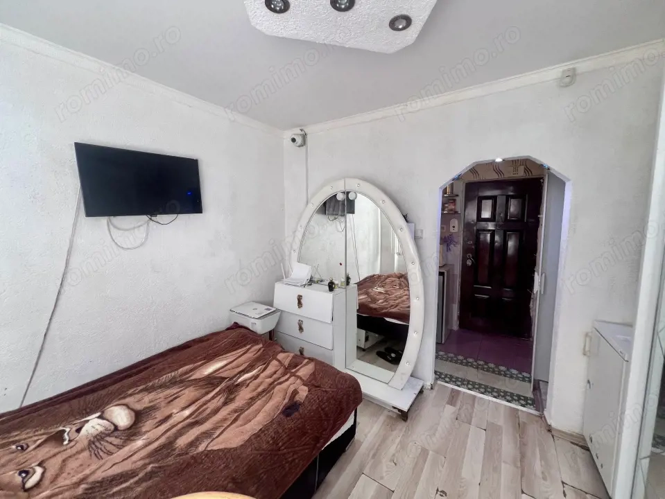  Garsoniera, 16mp utili, parter, zona UMT