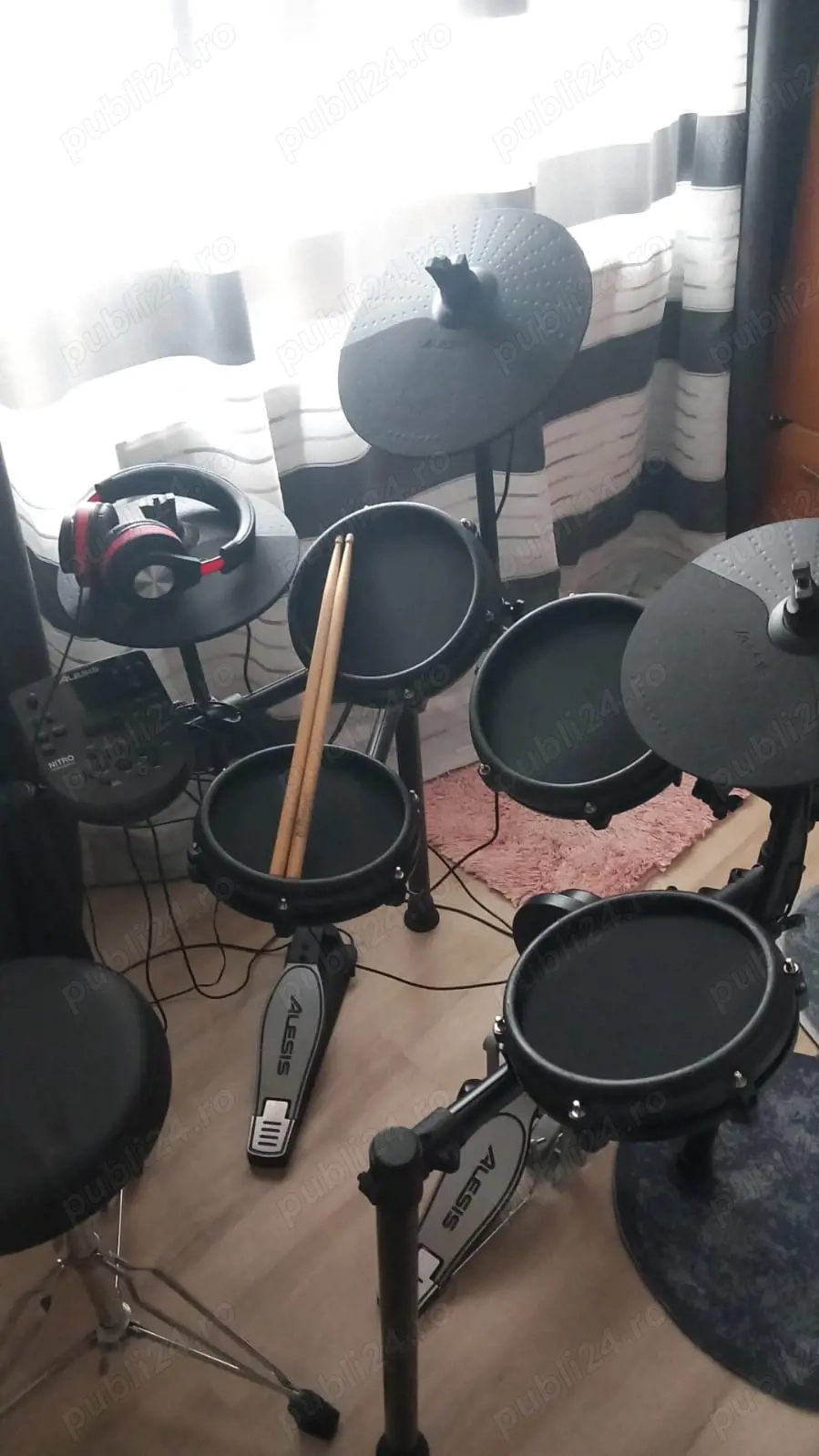 Tobe electronice acustice