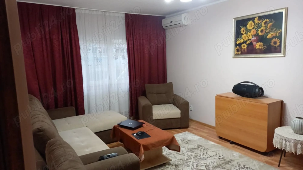 prprietar vand apartament 2 camere decomandate in spatele liceului auto