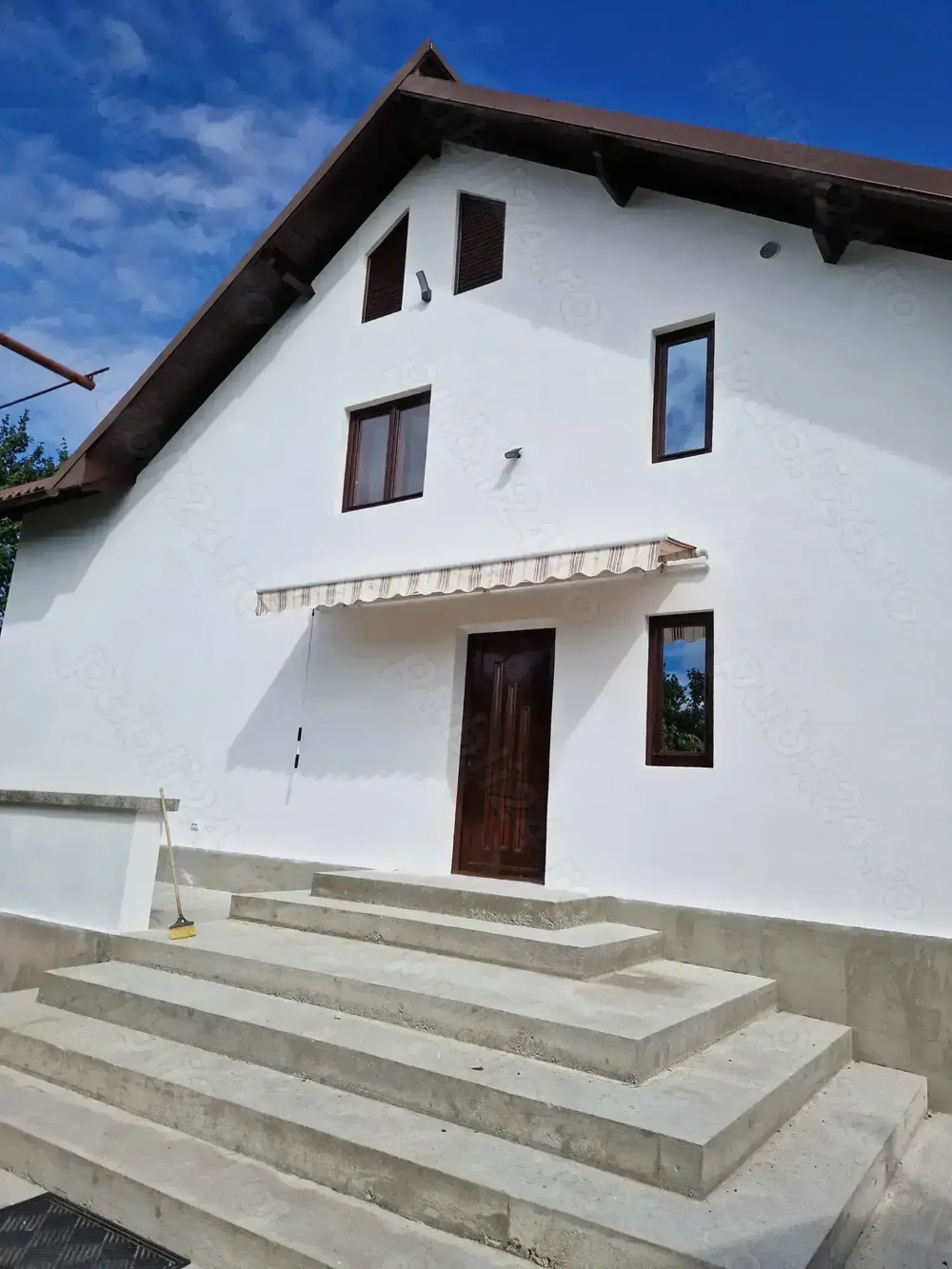 Execut lucrări finisaje 