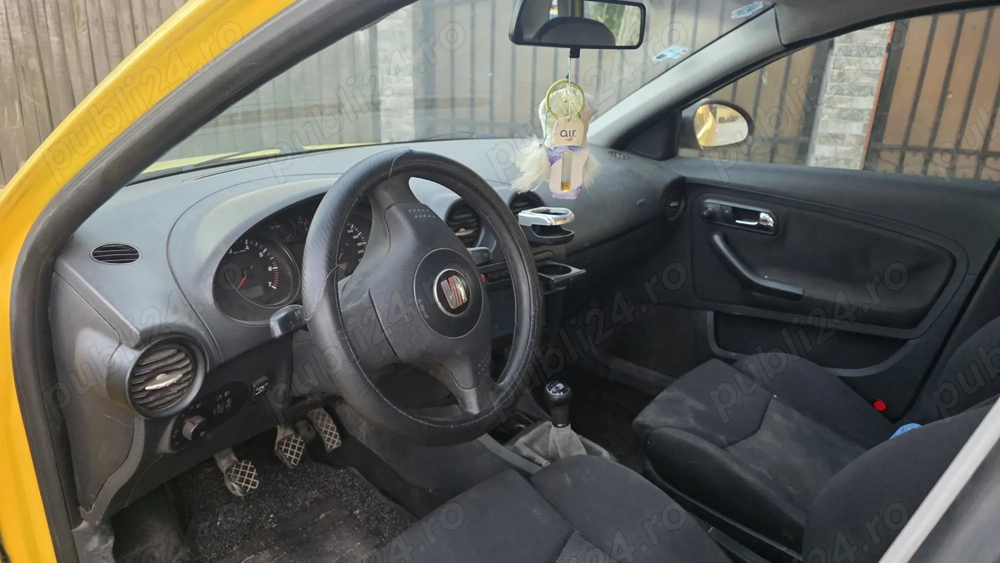 Dezmembrez seat ibiza 2006 1.2 