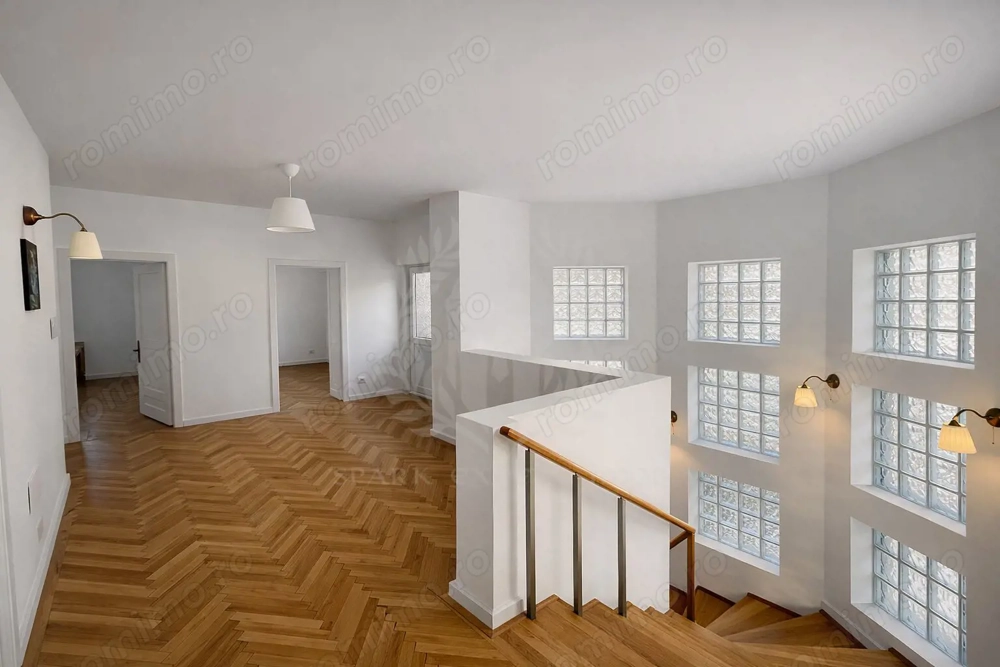 Casa 6 camere, birouri, zona Bulevardul Castanilor, Ploiești