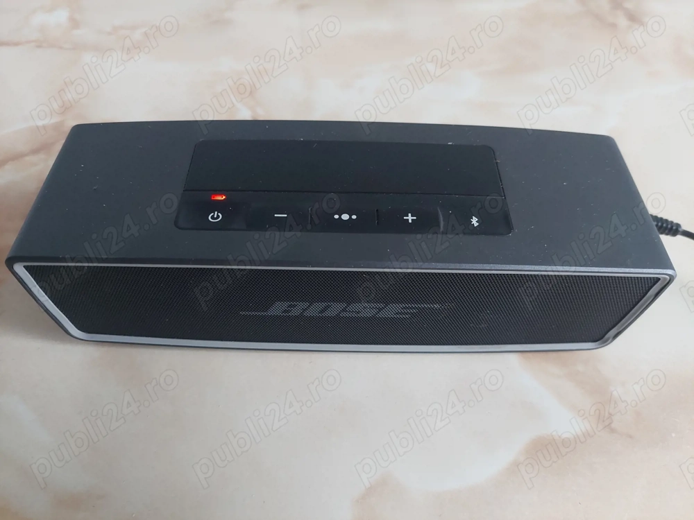 Vând boxă portabilă BOSE SoundLink Mini Black [originală] [poze reale]