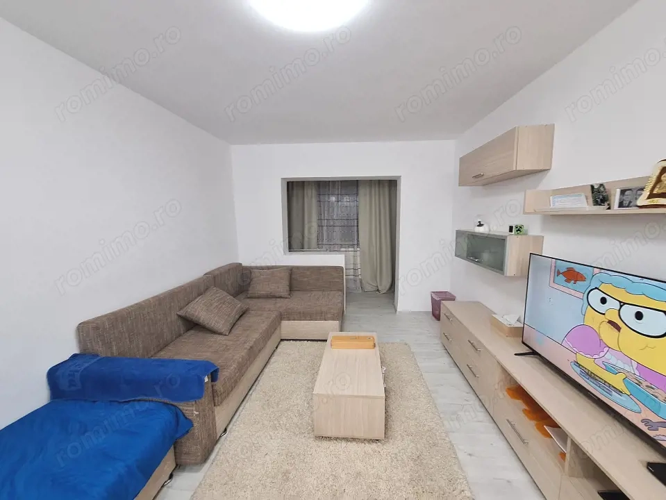 Oportunitate in Lipovei - apartament 4 camere - etaj 3 - bloc izolat