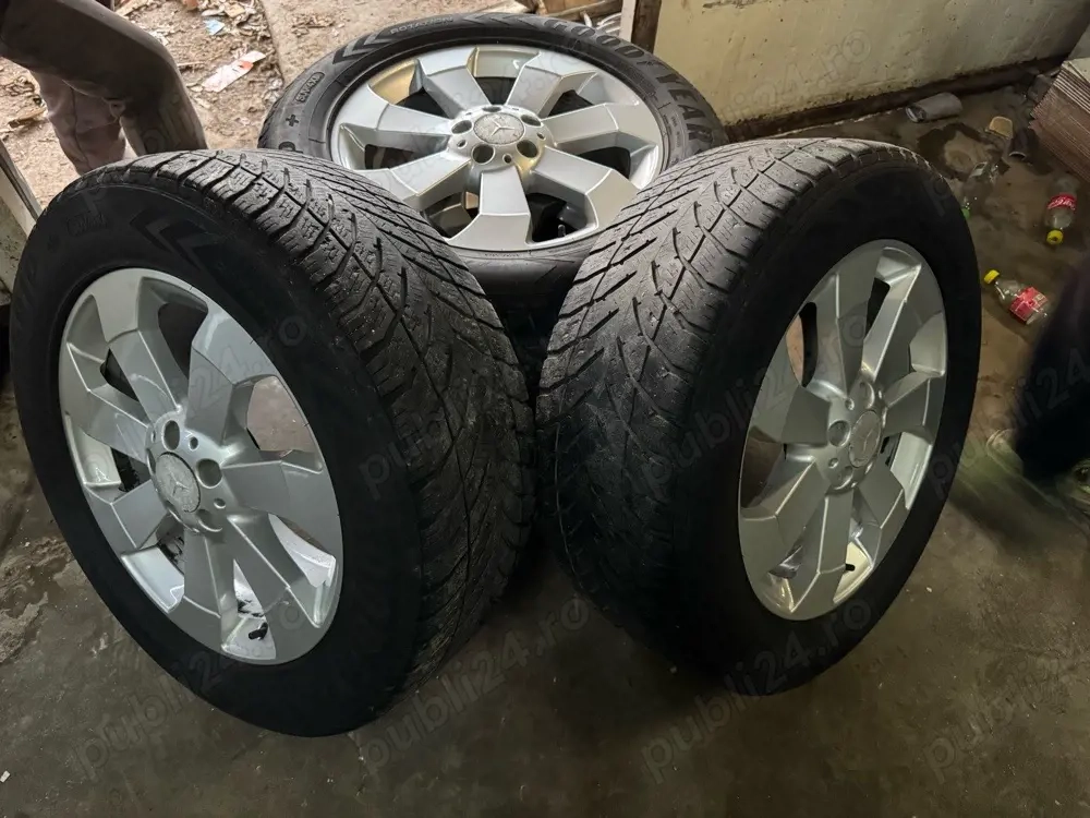 Vand Jante cu cauciucuri mercedes Ml 255/55R18