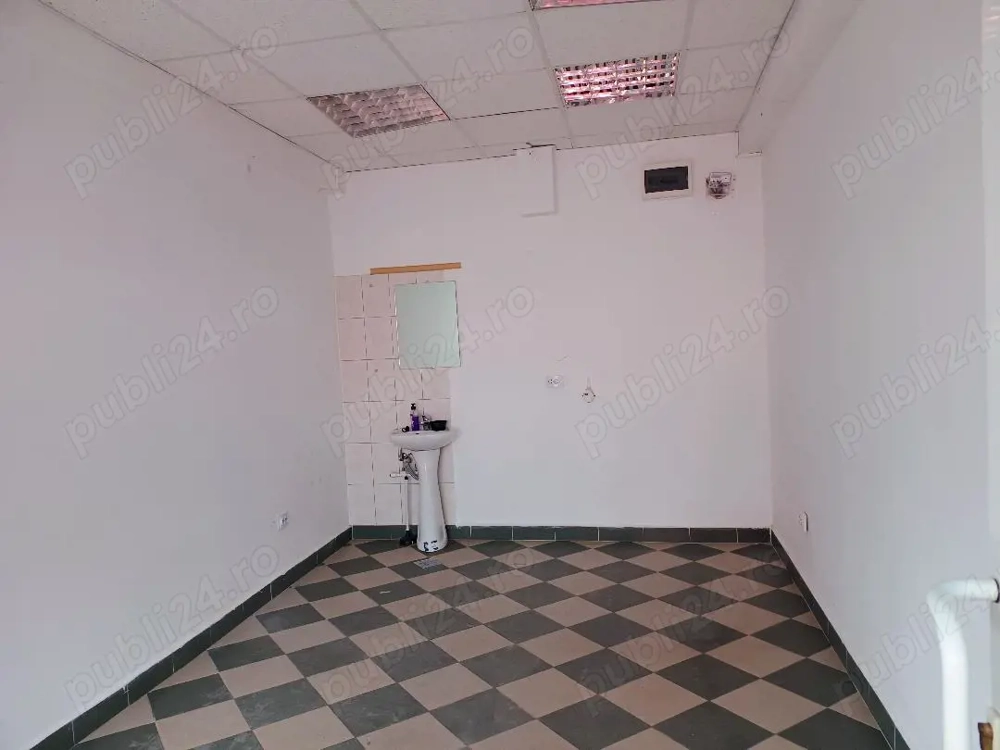 Magazin de inchiriat Piata Veteranilor