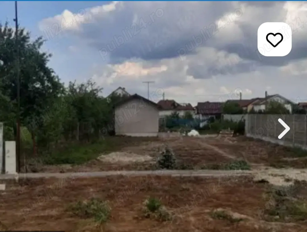 Teren cu casuta de week end in Bucovat.