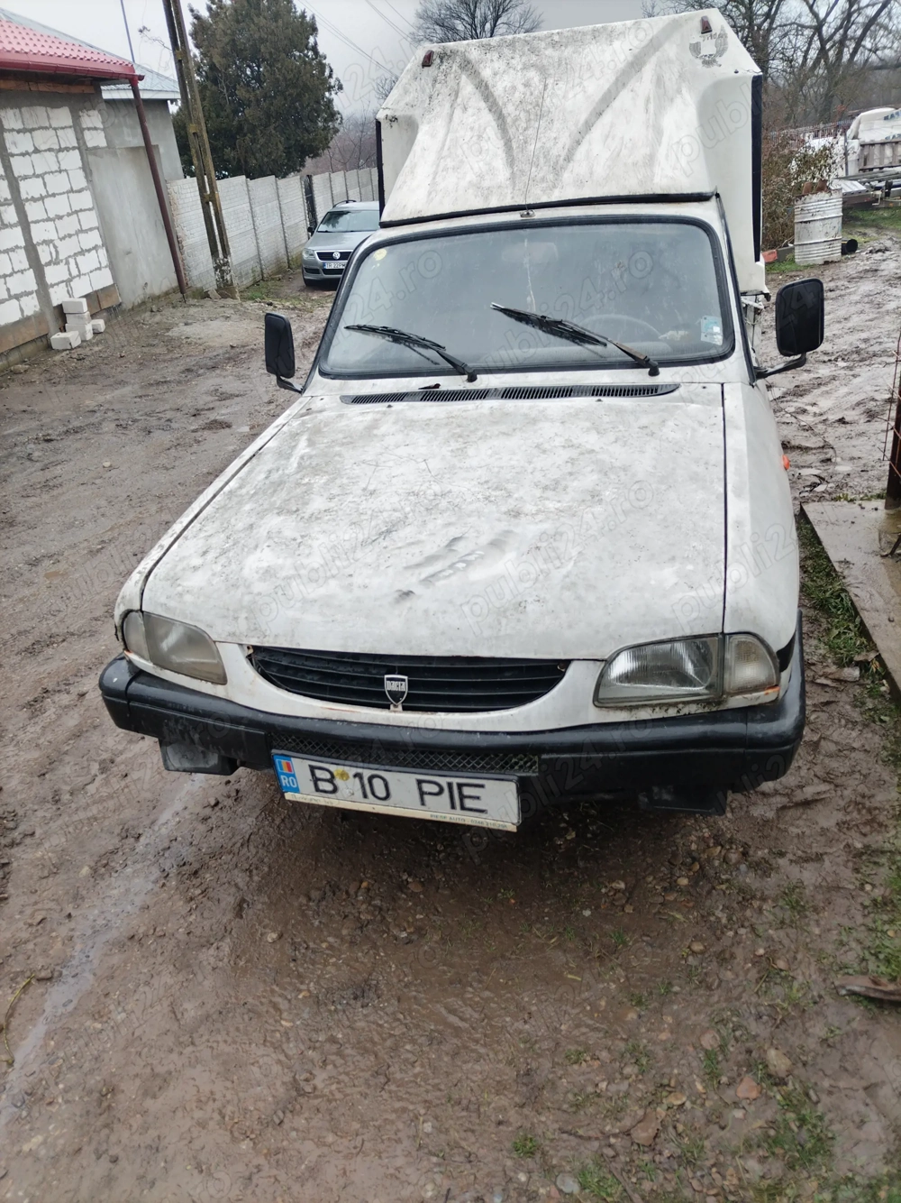 Vand dacia papuc 1600 benzina tracțiune spate, cartea talonu fara fiscal, se afla în județul TR