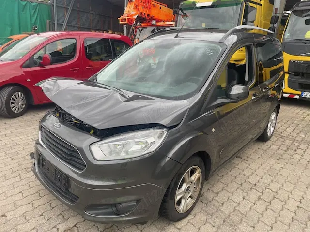 Motor Ford Tourneo Courier 2018 * 113523 km. * €650 / 6 Foto