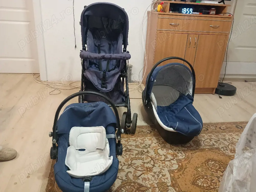 Vând cărucior pentru copii set  carucior chico