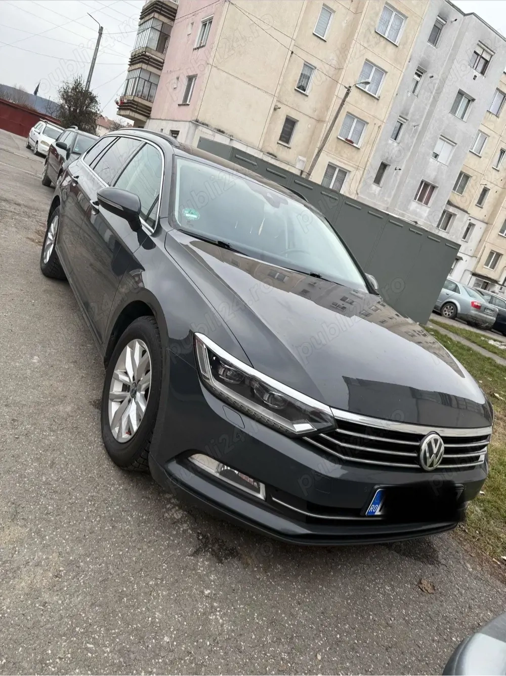 Vând Volkswagen Passat B8