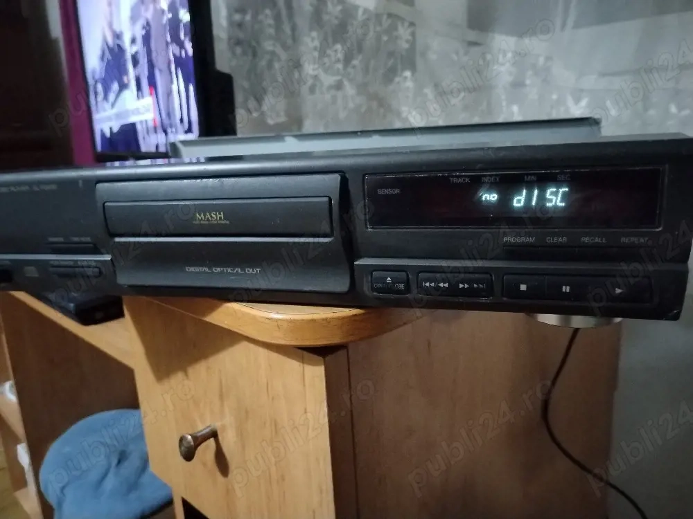 CD player Technics sl-pg490