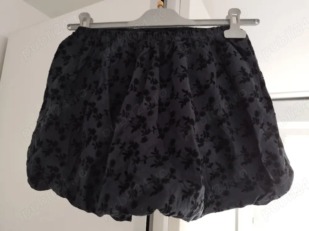 Fustă mini cu model floral