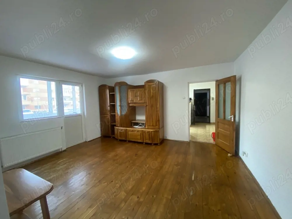 vand apartament 2 camere