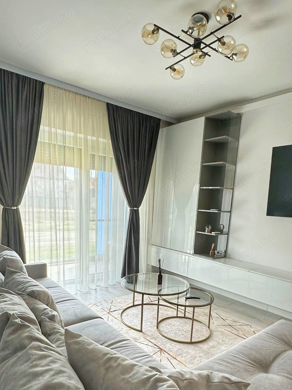 Apartament 2 camere, bloc 2022, parter, zona Aradului