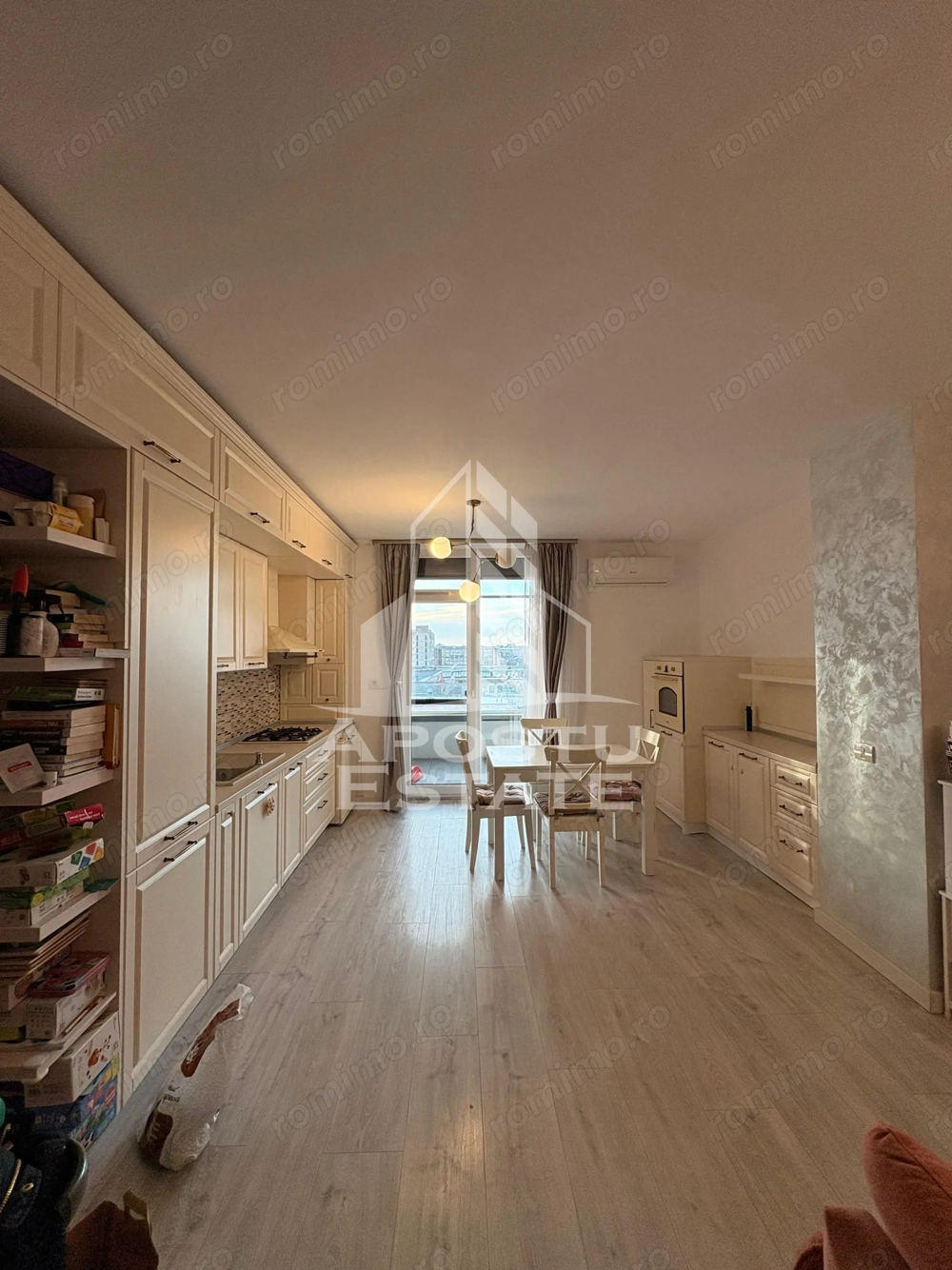 Apartament 2 camere Bloc nou zona Simion Barnutiu