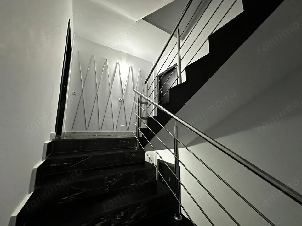 Penthouse Exclusivist 4 Camere | 102 mp + Terasa 76 mp | Mobilat | Sebes
