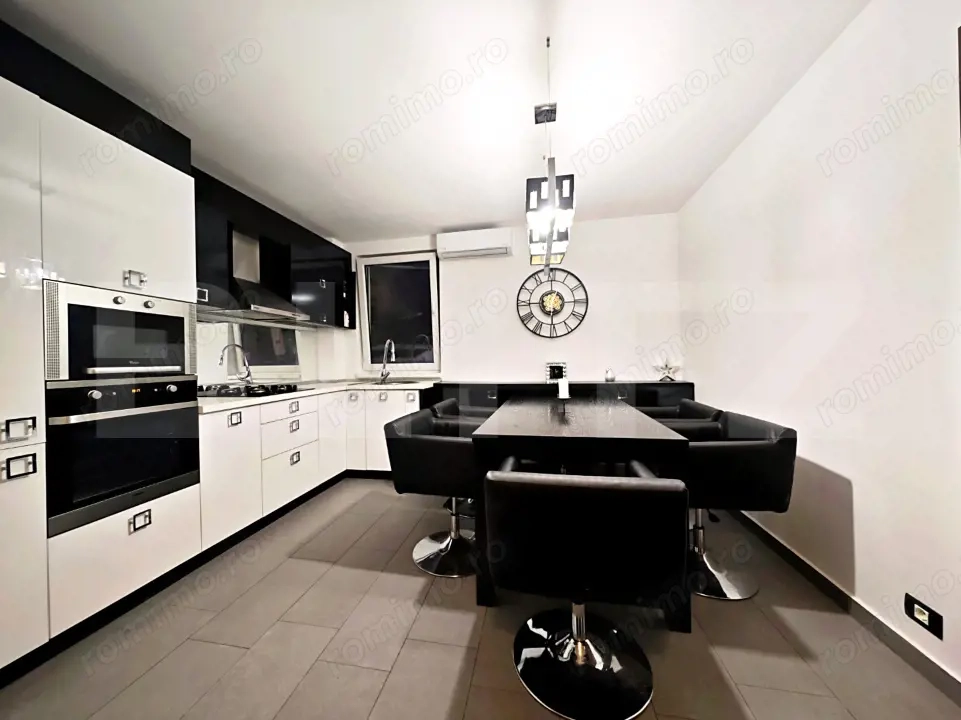 Ultracentral | 3 camere | Roman Ciorogariu | Etaj 1 | Parcare