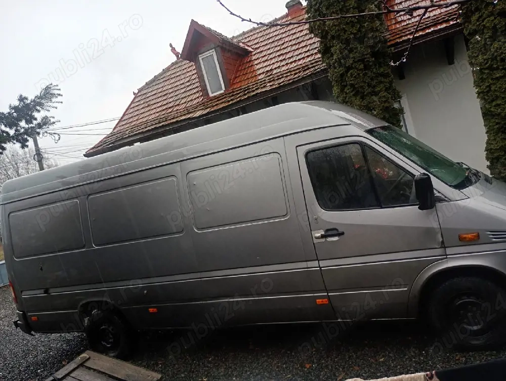 vând Mercedes sprinter 