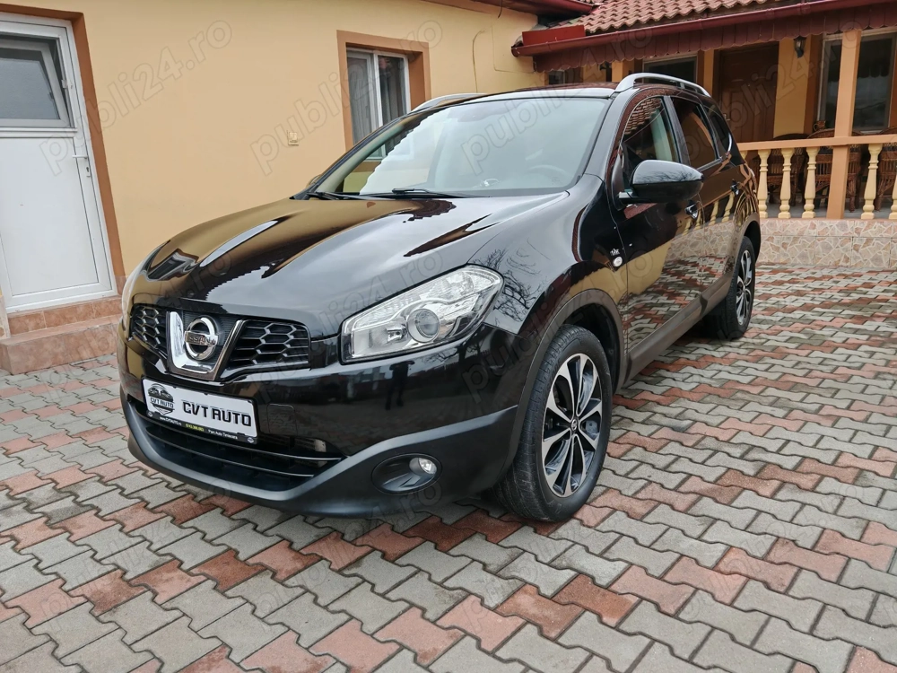 Nissan Qashqai+2 2.0 dCi Tekna 4 4