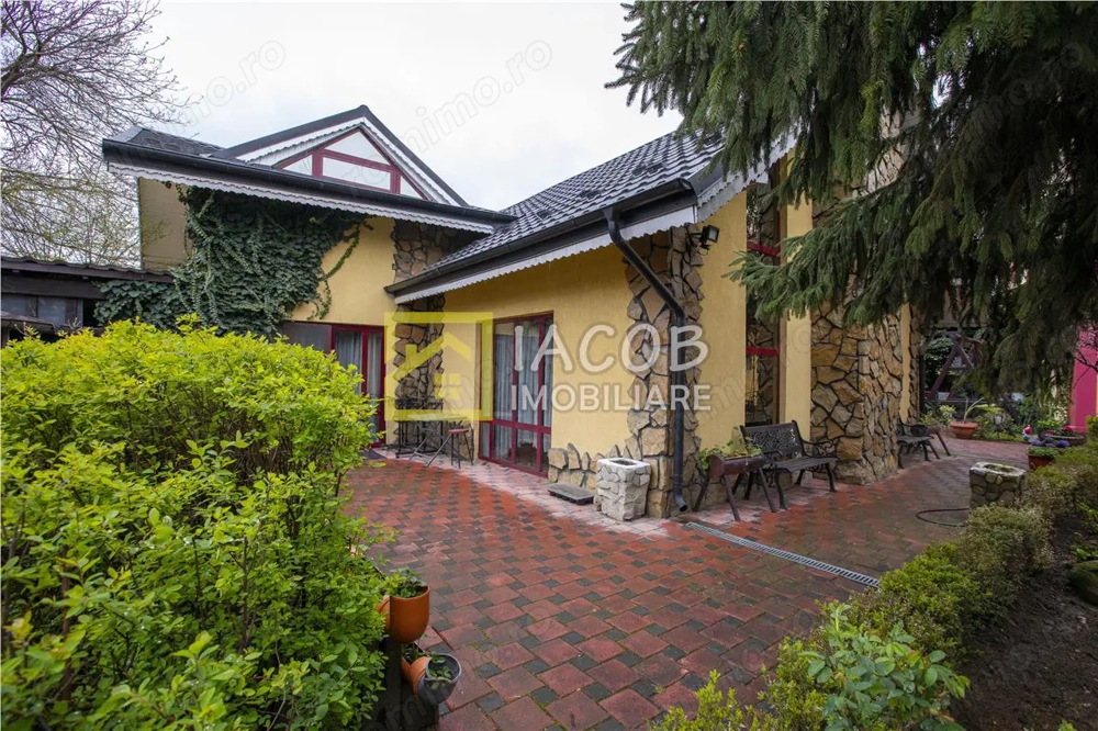 Casa P+M, comuna Margineni, Bacau