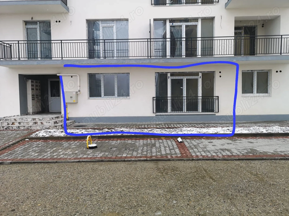 Apartament de 50 m în bloc nou-parter