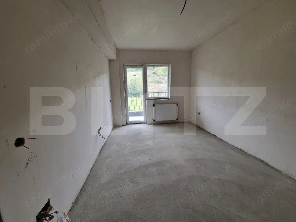 Apartament cu 3 camere, etajul 1, 62 mp, panorama, parcare, zona Terra
