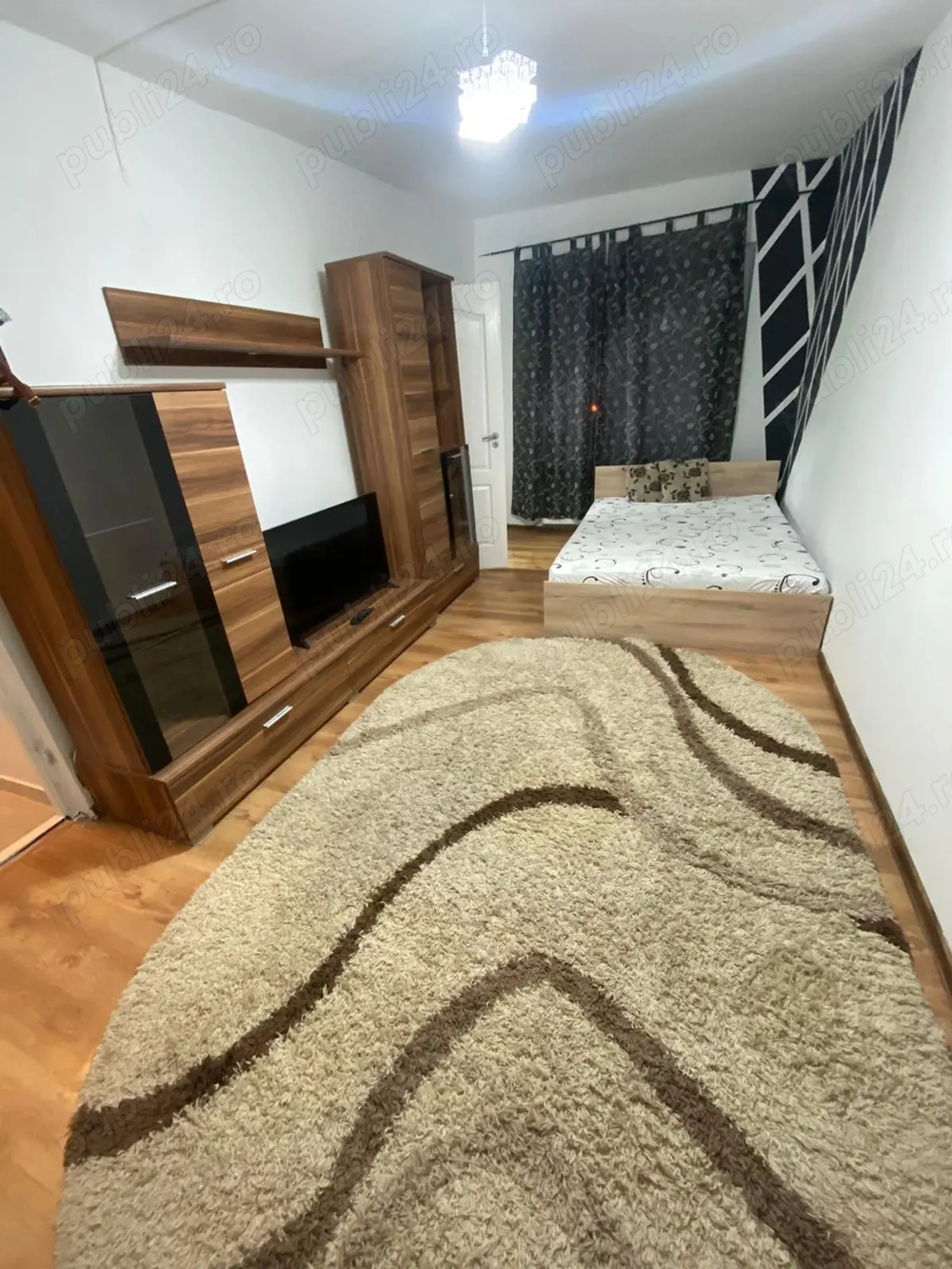 De vânzare strada Zefirului etajul 4