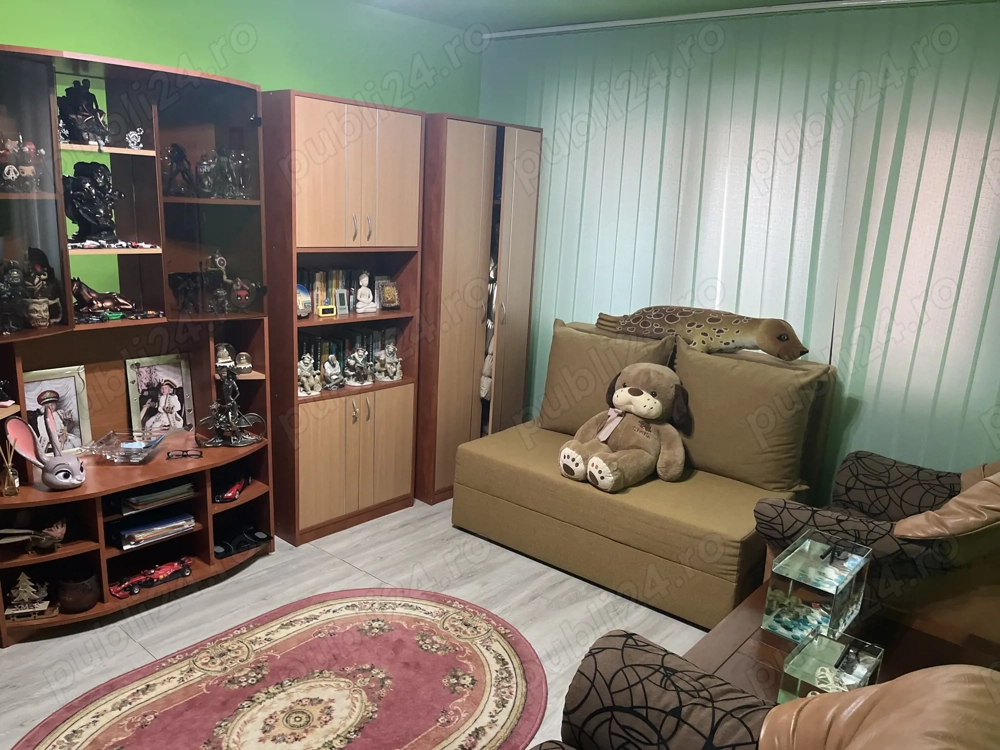 Vânzare apartament 3 camere