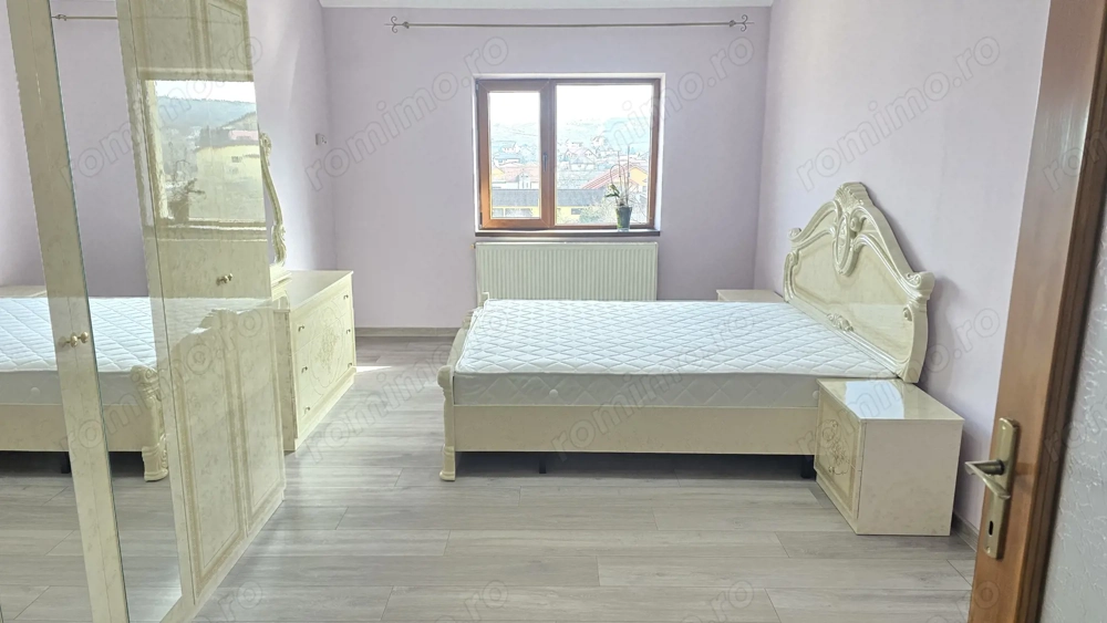 Vand apartament cu 2 camere decomandat in Deva, bloc de caramida din anul 2008, etaj 3, zona Ceangai