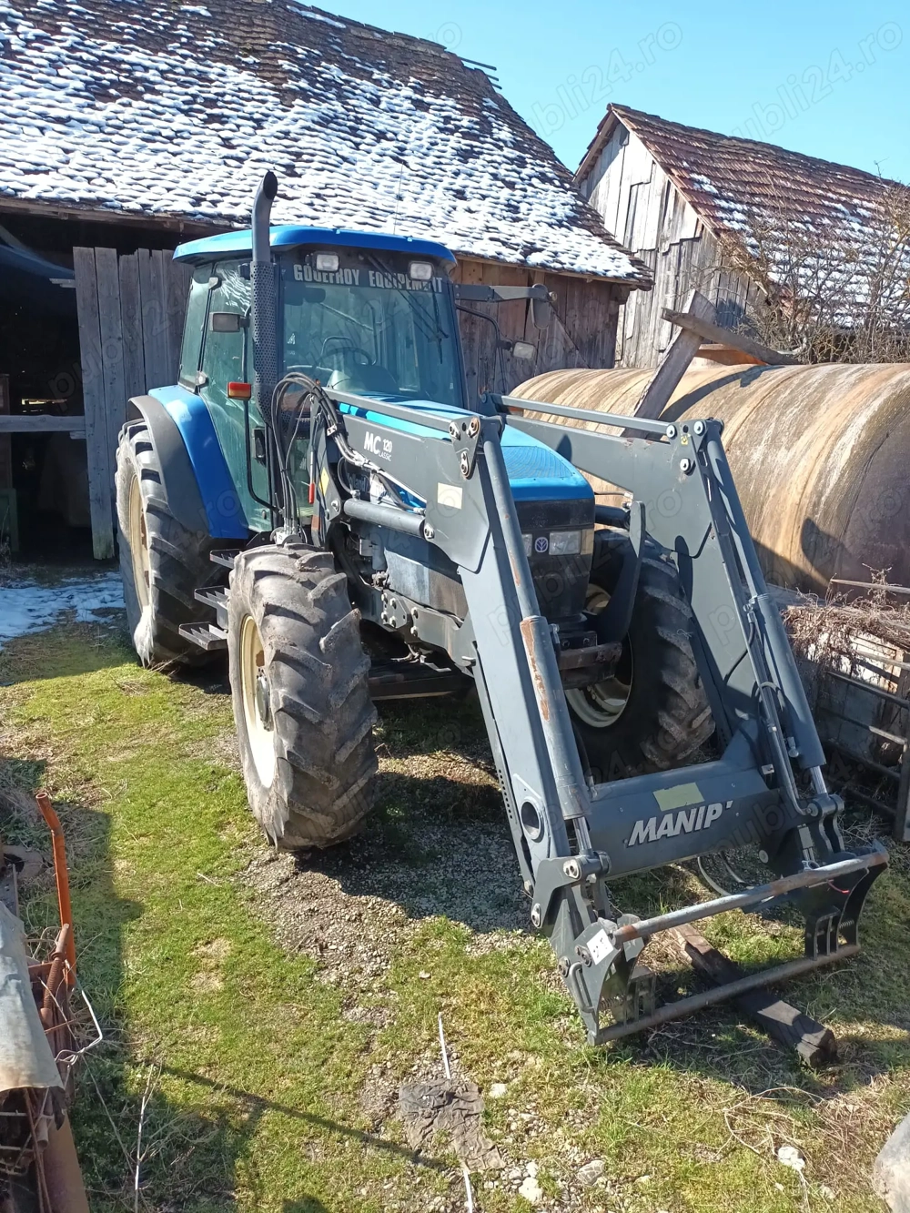 Vand Tractor + plug si freza