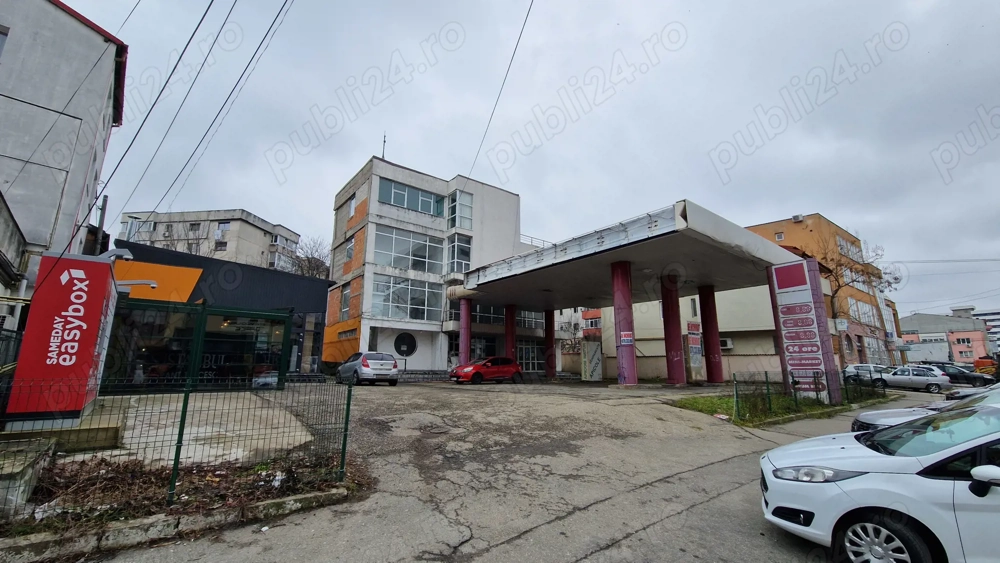 Spatii centrale pretabile clinica, birouri, servicii, etc - Pitesti, stradal