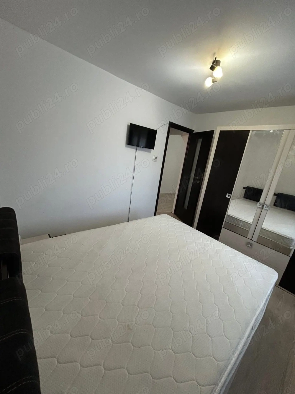 De inchiriat apartament cu 2 camere cu balcon, etaj 3, mobilat și utilat 1.250lei luna